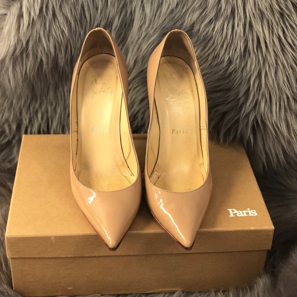 Christian Louboutin Decollete 100 patent